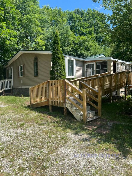 603 Gleason Rd, Rutland, VT 05701