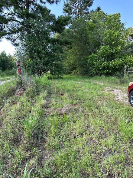 22 Slatten Dr, Carriere, MS 39426