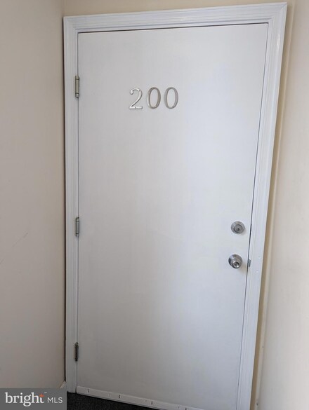 1422 E Baltimore St Unit 200, Baltimore, MD 21231