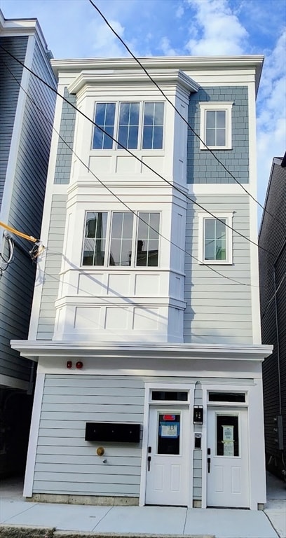 84 Baxter St Unit 3, Boston, MA 02127