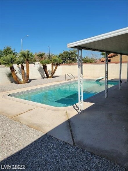 420 Anchor St, Las Vegas, NV 89110