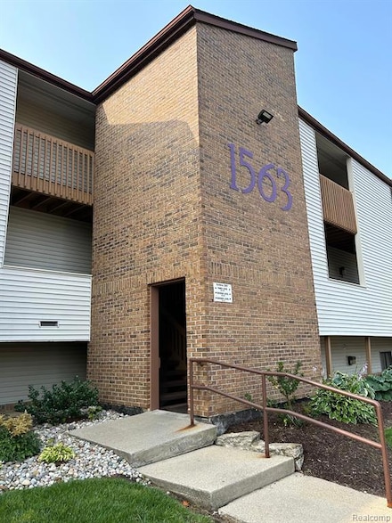 1563 W Pond Dr Unit 15, Okemos, MI 48864