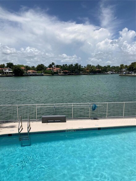 5880 Collins Ave Unit 404, Miami Beach, FL 33140