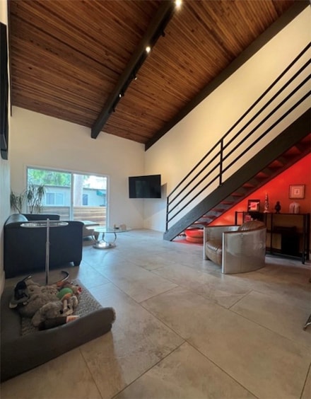 5460 White Oak Ave Unit A305, Encino, CA 91316