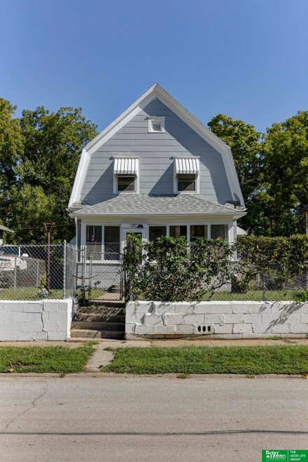 2911 N 26th St, Omaha, NE 68111
