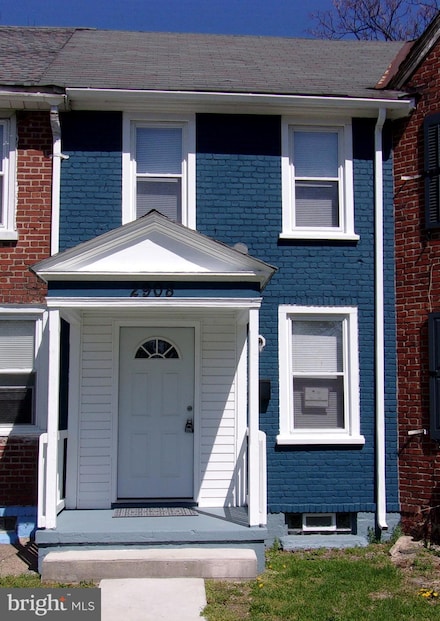 2908 W Octagon Rd, Camden, NJ 08104