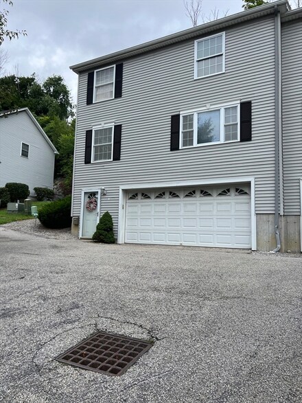 1486 Main St Unit A, Worcester, MA 01603