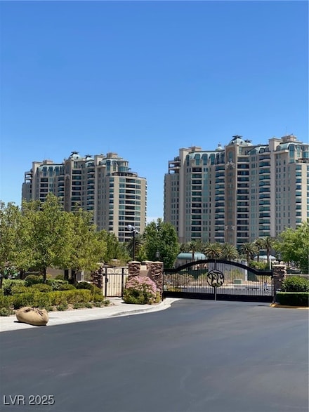 364 Hanbury Manor Ln, Las Vegas, NV 89145