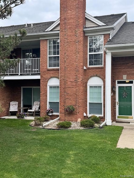 52355 Heatherstone Ave, Macomb, MI 48042