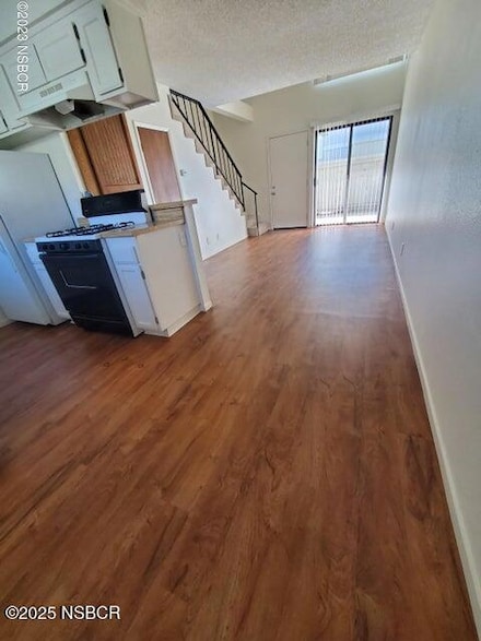 1307 W Cypress Ave, Lompoc, CA 93436