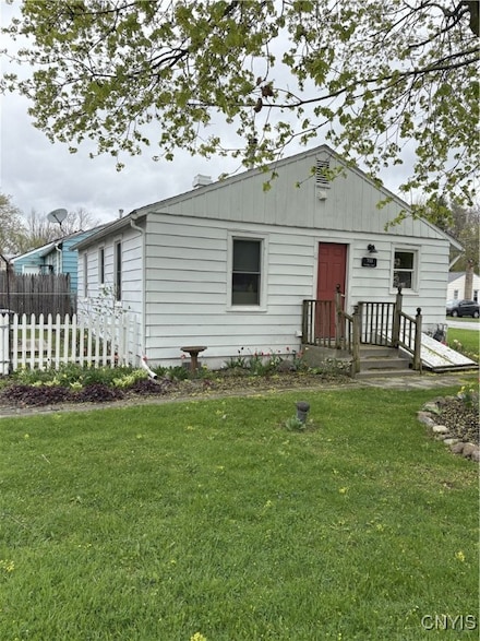703 Forbes Ave, Chittenango, NY 13037