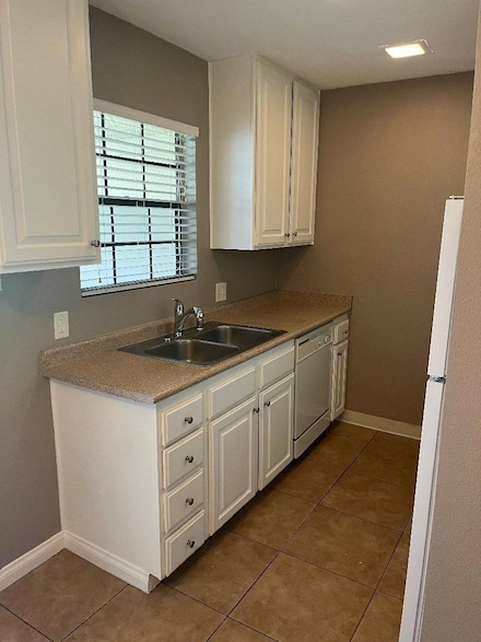 5300 E Waverly Dr Unit E5, Palm Springs, CA 92264