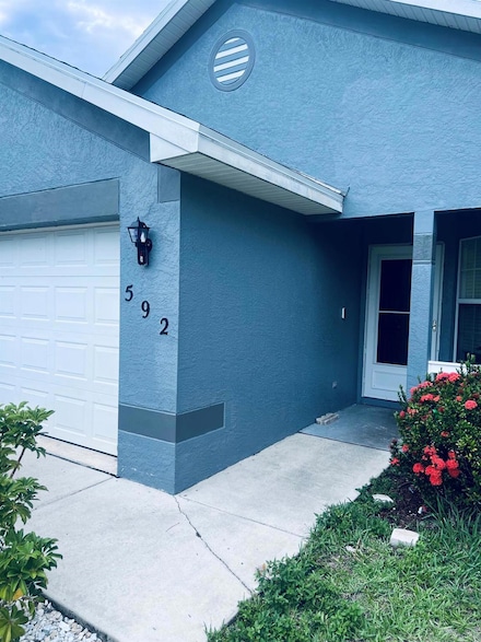 592 NW Turton Terrace, Port Saint Lucie, FL 34983