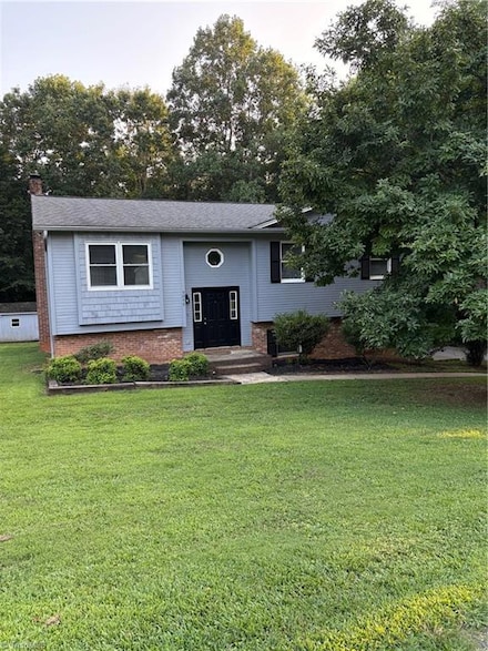 5046 Fleetwood Cir, Winston Salem, NC 27106