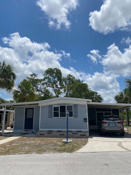 1681 Moonraker Dr Unit 377, Ruskin, FL 33570