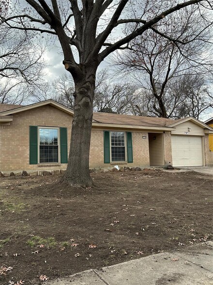 1330 Colony Dr, Garland, TX 75040