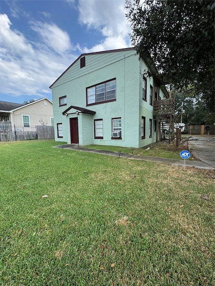 2918 46th St Unit 1, Dickinson, TX 77539