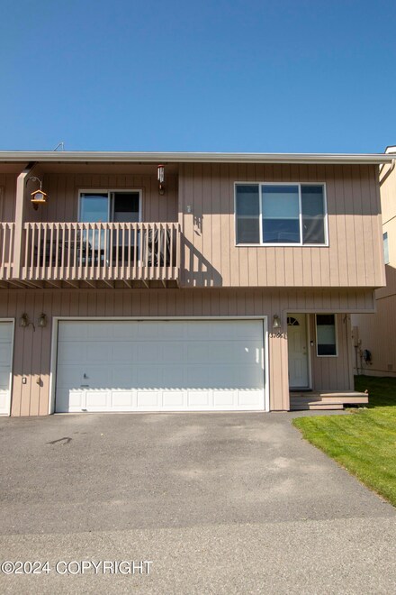 13766 Hunterwood Ln Unit 129, Eagle River, AK 99577
