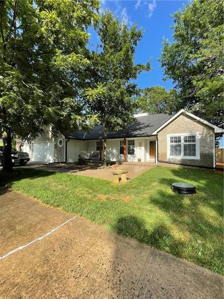 1207 S 105th St, Kansas City, KS 66111