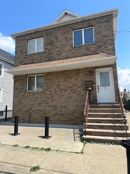 8 Salter Place Unit 2, Bloomfield, NJ 07003