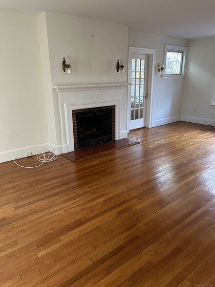 139 W Park Ave, New Haven, CT 06511