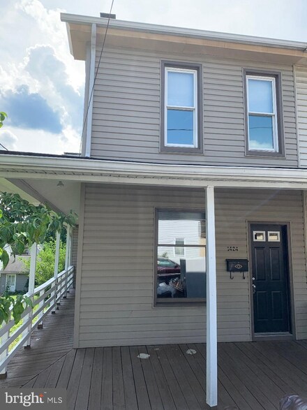 1424 2nd St, Enola, PA 17025