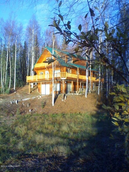 12618 N Hagion Shores Dr, Willow, AK 99674
