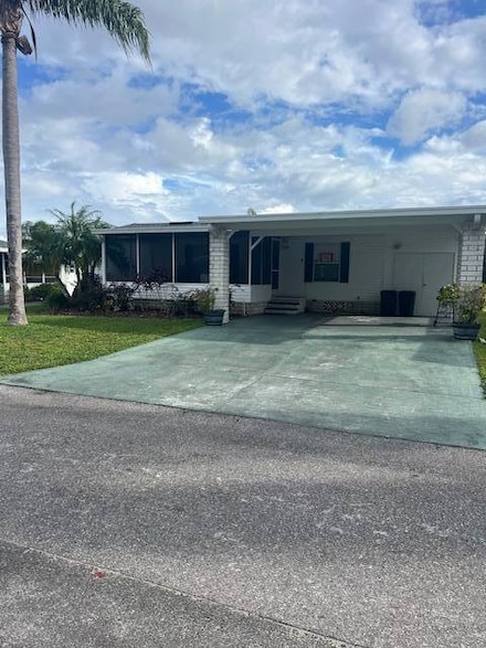 632 Tulip Cir W, Auburndale, FL 33823