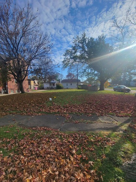 53 Gibson Ave, Mansfield, OH 44907