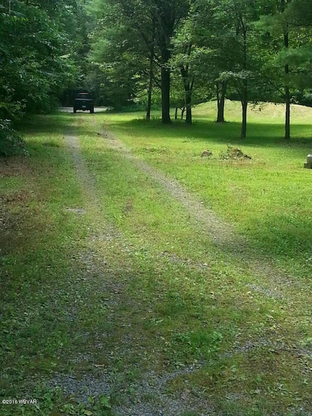 43 Red Oak Ln, New Columbia, PA 17856