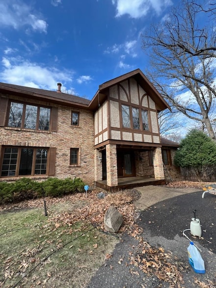 2700 Olde Wood Ct, Wayzata, MN 55391