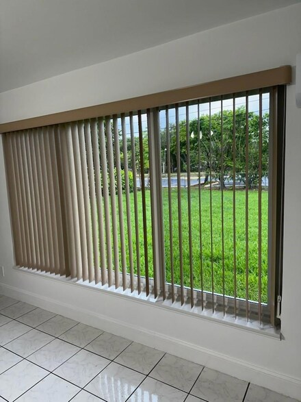 1924 N 58th Way, Hollywood, FL 33021