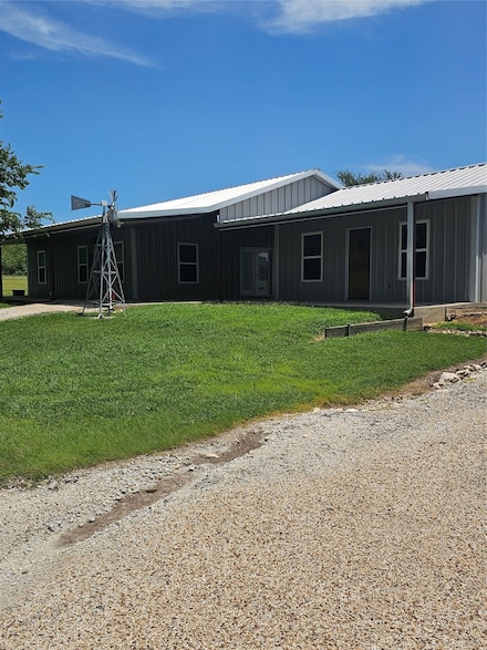 236 Deer Shadow Cir, Whitney, TX 76692