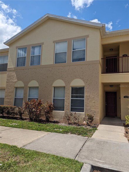 2782 Club Cortile Cir Unit A, Kissimmee, FL 34746