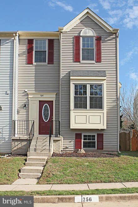 7641 Chadds Landing Way, Manassas, VA 20111