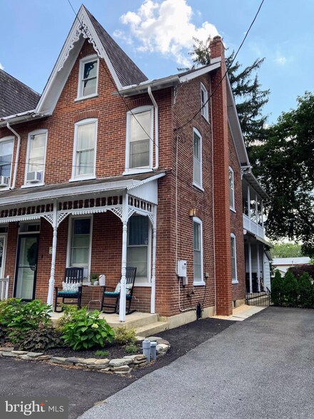 464 Main St, Virginville, PA 19564