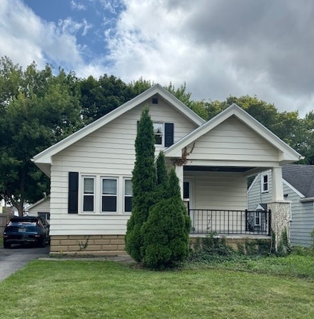 125 Redfern Dr, Rochester, NY 14620
