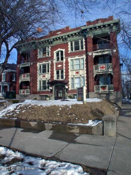 1629 S 3rd St, Louisville, KY 40208
