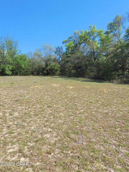 000 Bricknell Ave, Chipley, FL 32428