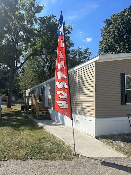 2555 Hedrick Ct, Decatur, IL 62526