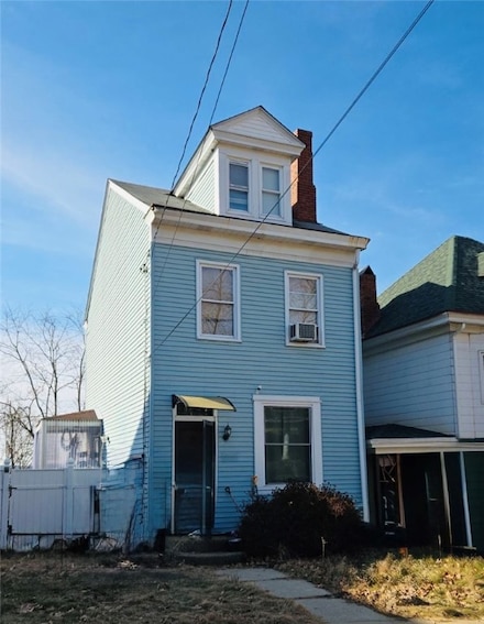 3745 Wapello St, Pittsburgh, PA 15212
