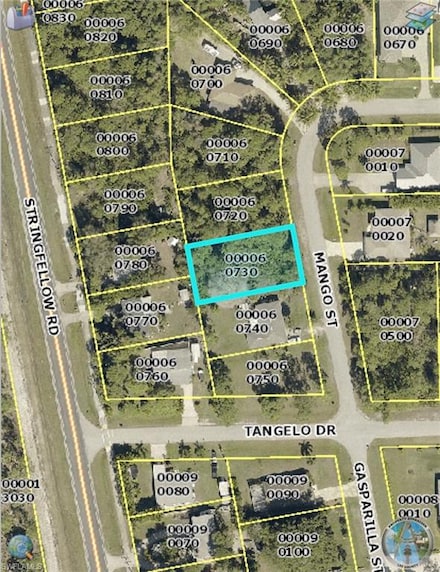 3894 Mango St, Saint James City, FL 33956