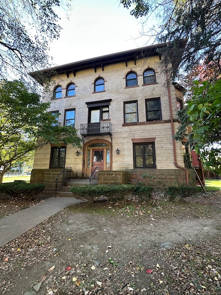 235 Farmington Ave Unit A, Hartford, CT 06105