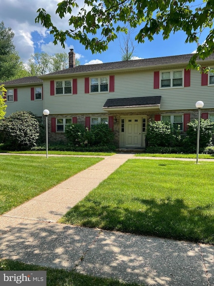 316A Kenilworth Ave, Moorestown, NJ 08057