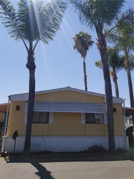 1401 W 9th St Unit 32, Pomona, CA 91766