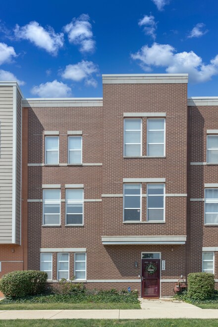 5258 W Hanson Ave, Chicago, IL 60639