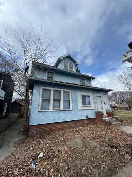 131 Carter St, Rochester, NY 14621