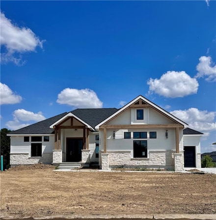 4600 157th St, Overland Park, KS 66224