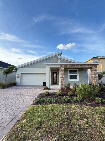 8967 Chipping Square Ln, Davenport, FL 33896