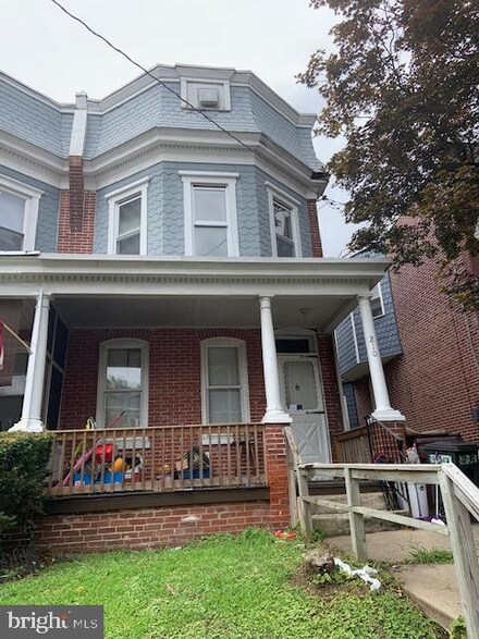 210 W 23rd St, Wilmington, DE 19802